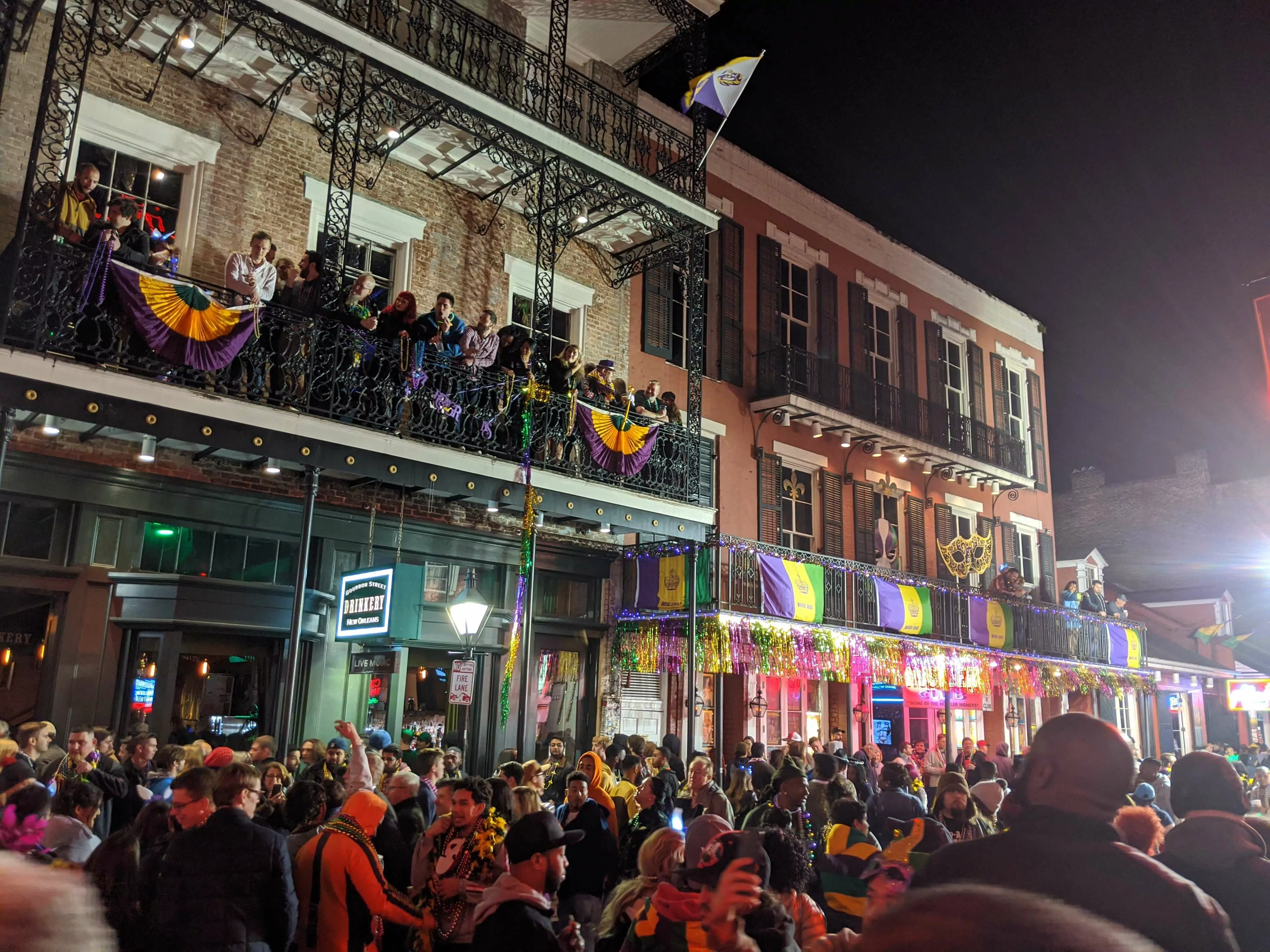 Mardi Gras Carnival New Orleans '24 Essential Guide & Tips