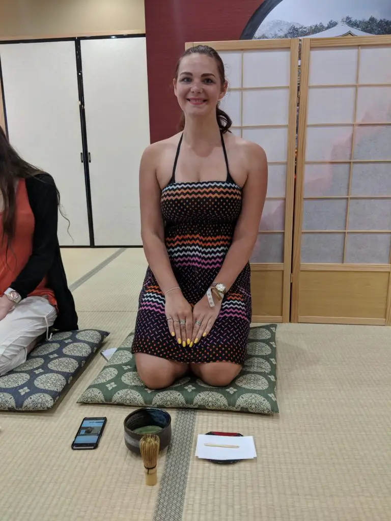 Japan Itinerary 10 days - enjoying a traditional tea ceremony in Osaka