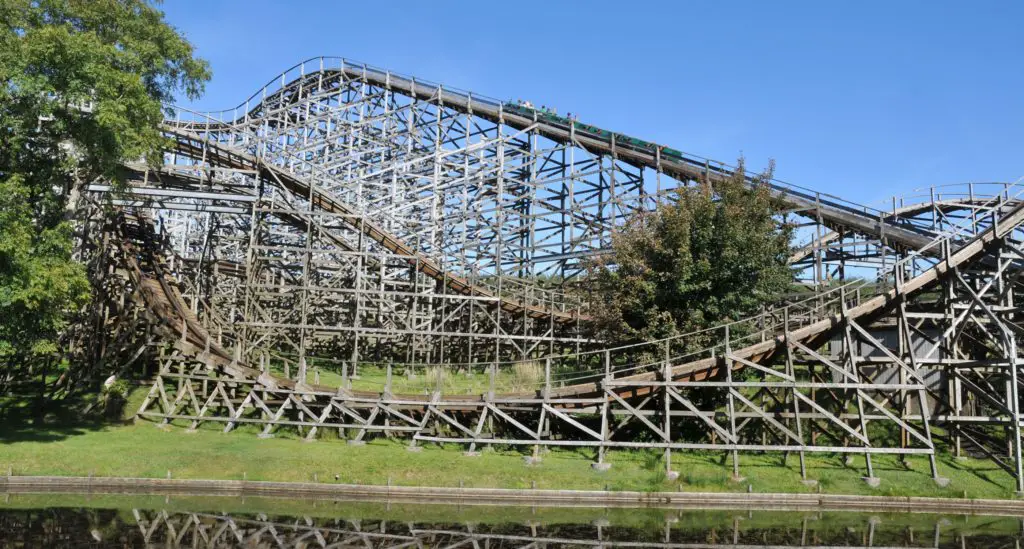 best theme parks in the UK - Meglafobia wooden coaster in Oakwood Theme Park, Wales 
