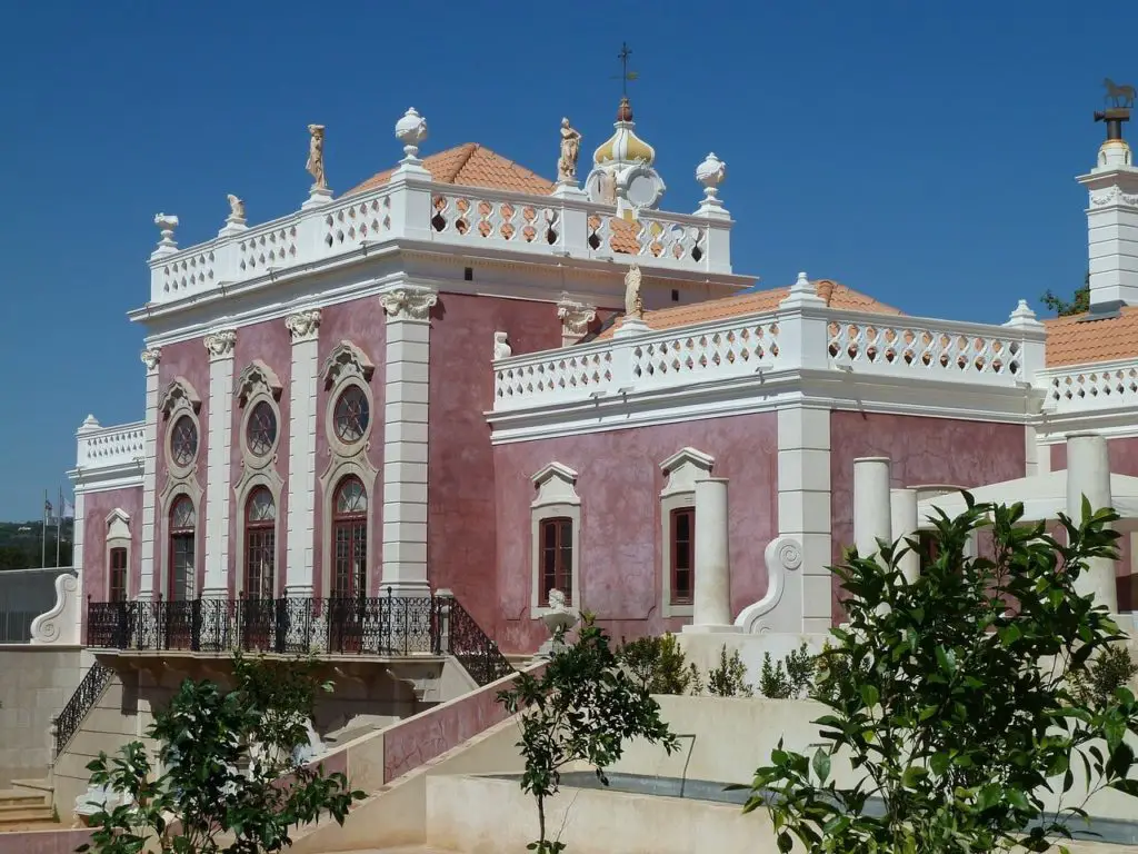 mini moon ideas in Europe - Faro, Portugal Houses 