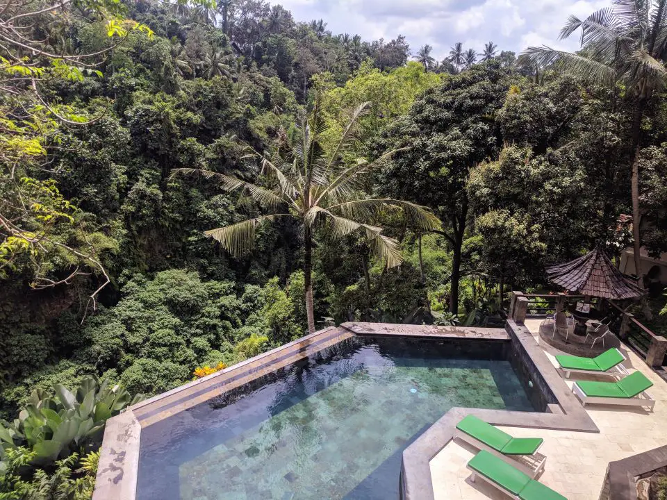 Tips for traveling to Bali - luxury accommodation options in Ubud