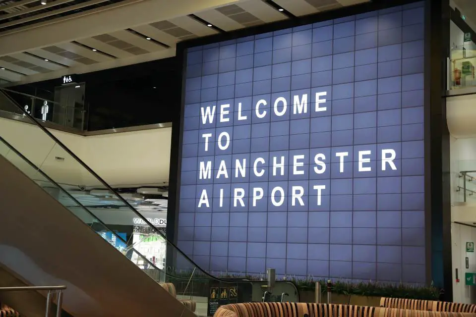 Manchester airport parking reviews - welcome screen at the terminal 