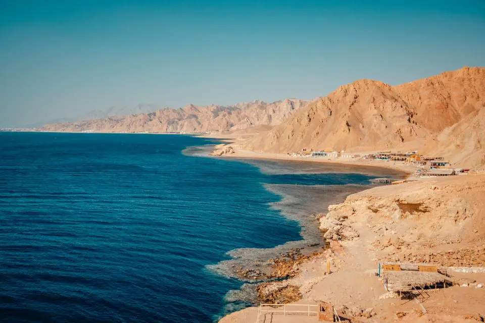 Romantic places in Egypt - Dahab blue hole 