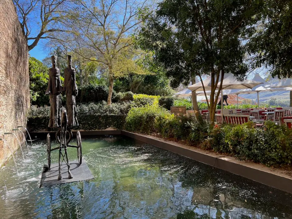Romantic things to do in Stellenbosch for couples  - statues at the Delair Graff Estate